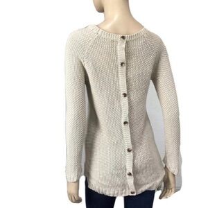 CYNTHIA ROWLEY thick knit sweater long sleeve beautiful buttons on the back